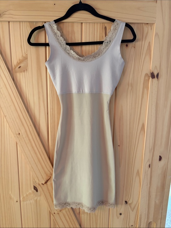 SPANX Other - SPANX Women's shape-wear Lace Trim Dress in Cream ✨